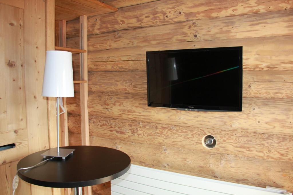 Les Chalets De Maramour Chazey-sur-Ain Zimmer foto