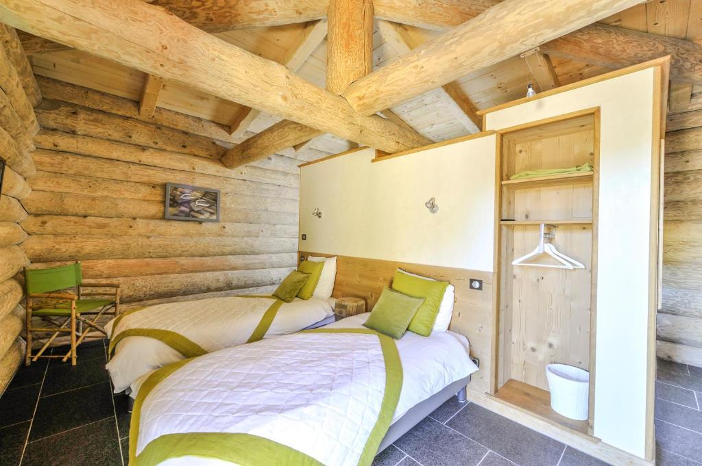 Les Chalets De Maramour Chazey-sur-Ain Exterior foto