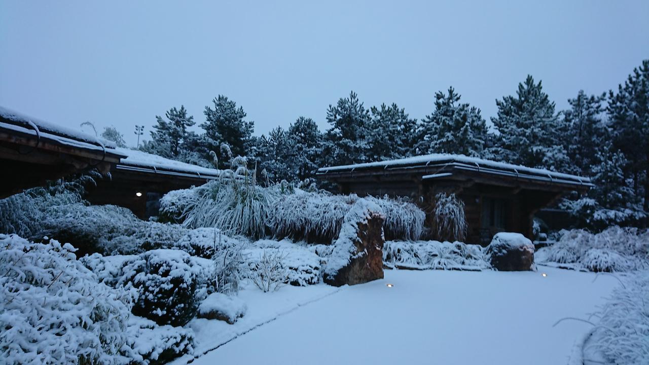 Les Chalets De Maramour Chazey-sur-Ain Exterior foto